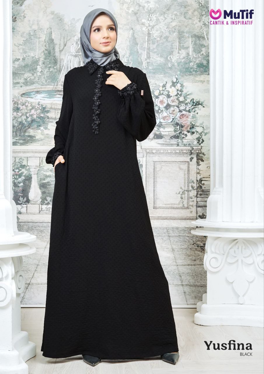 MUTIF YUSFINA BLACK
