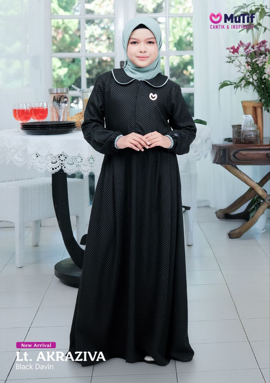 MUTIF LITTLE AKRAZIVA BLACK VULCAN